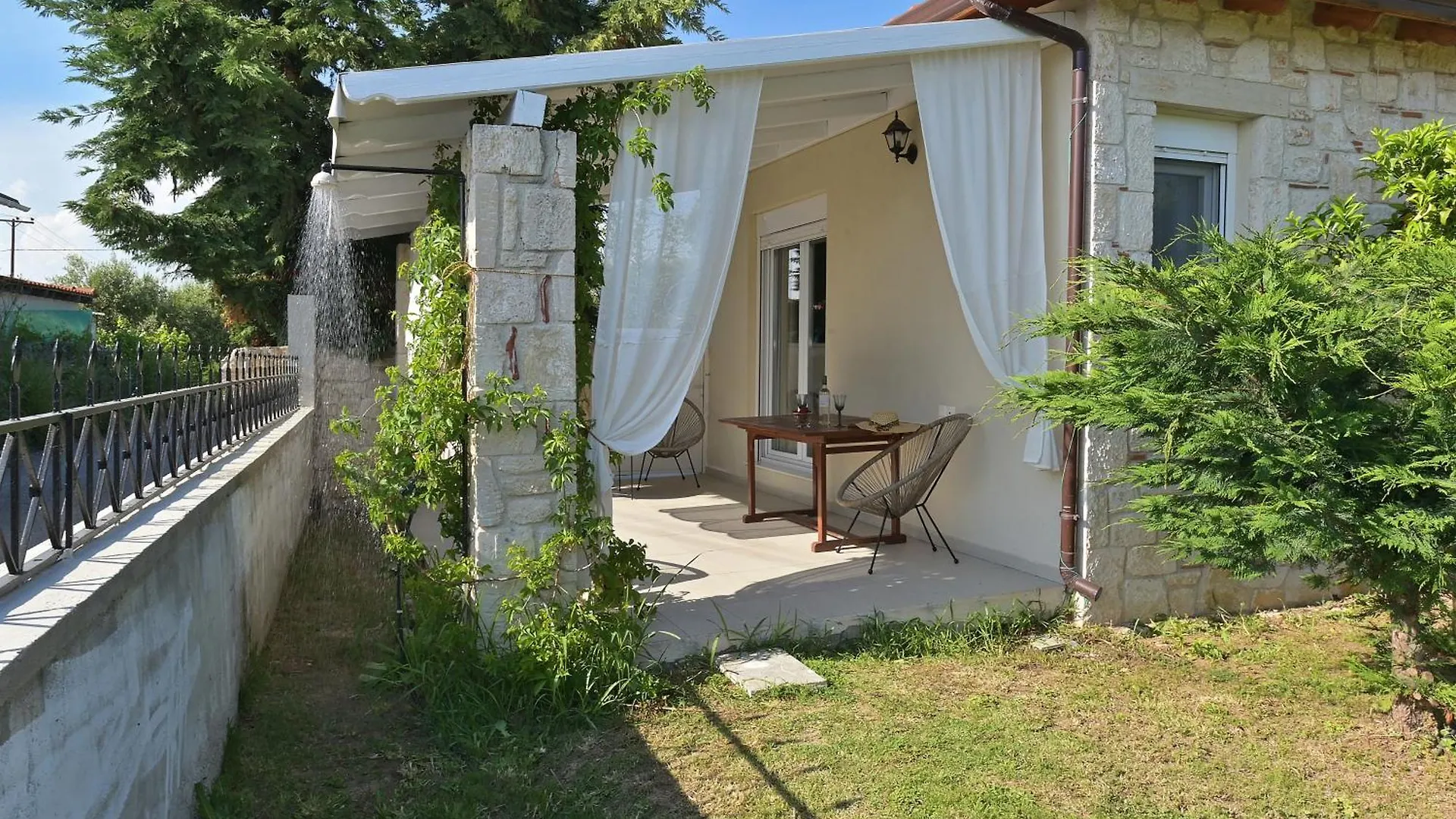 Joanna'S Stone House Villa Nea Poteidaia